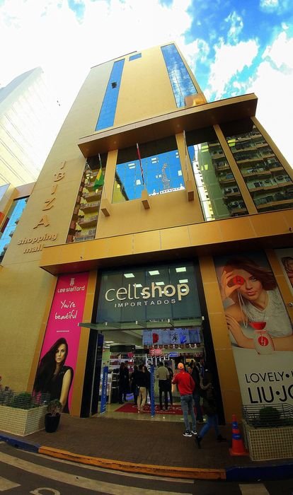 Fachada da Cellshop em Ciudad del Este, em registro de 2018.
